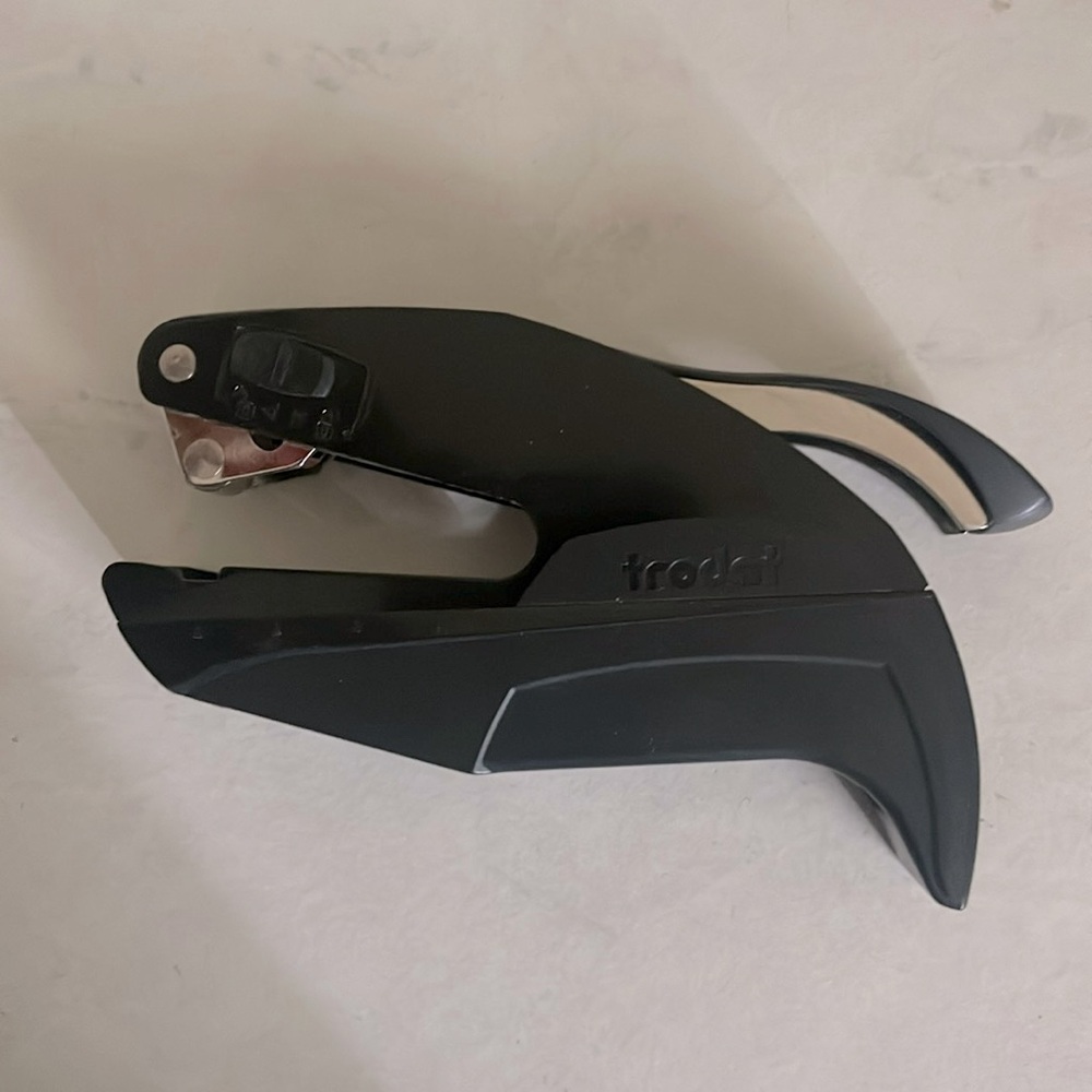 Notary Embosser (black)